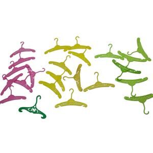 23 Vintage Fashion Colorful Barbie Hangers